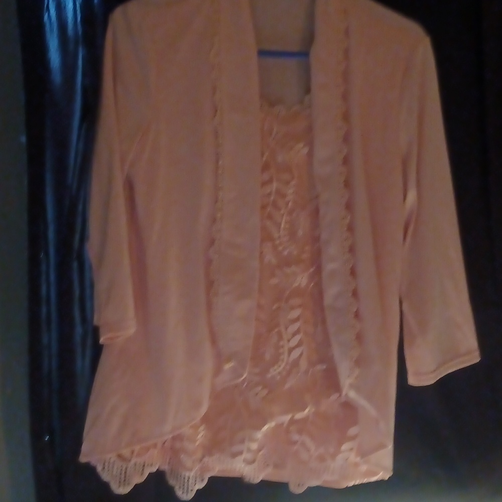 Cardigan with lace tank top((one piece)
